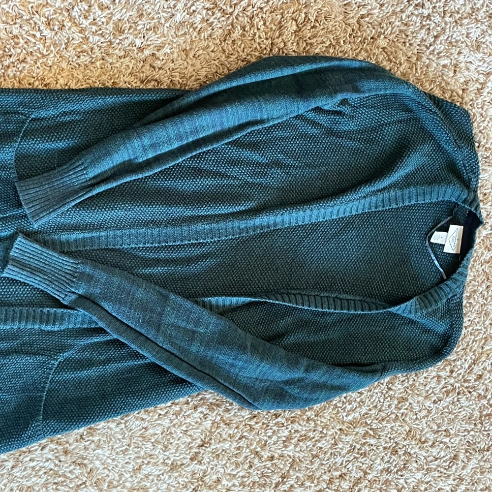 St. John’s Bay cardigan sweater size : small